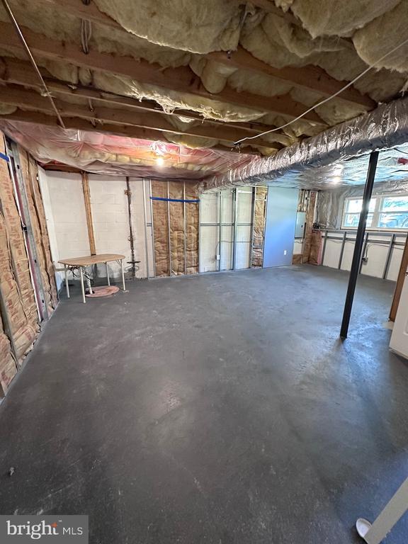 Building Photo - 45675 Schooner Ct