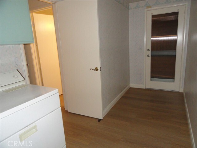 Building Photo - 1100 La Senda Dr