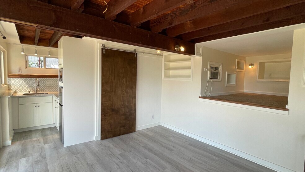 towards bathroom, sleeping nook - 1676 Kamamalu Ave
