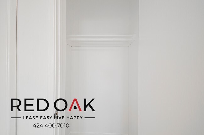 Building Photo - 6501 Cherry Ave