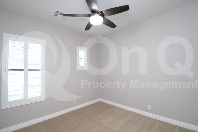 Building Photo - 2832 E Los Altos Rd