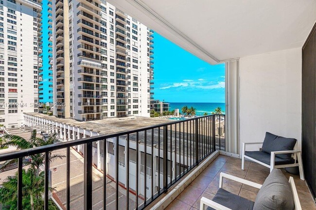 Building Photo - 2401 S Ocean Dr