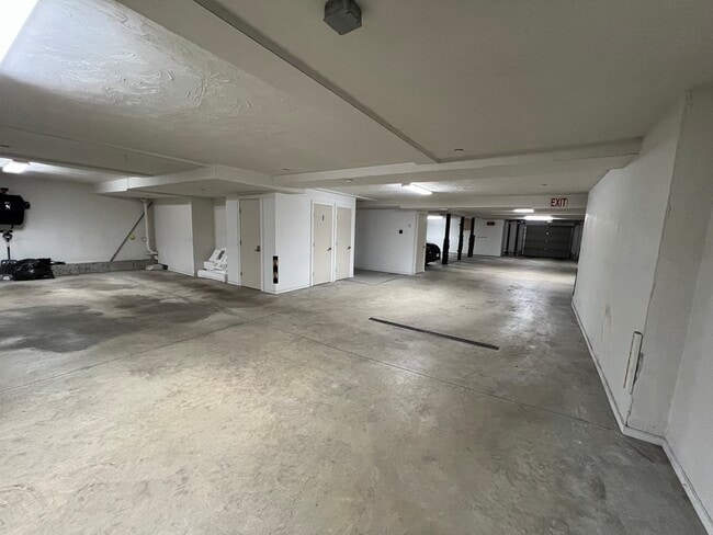 Building Photo - 37 P St