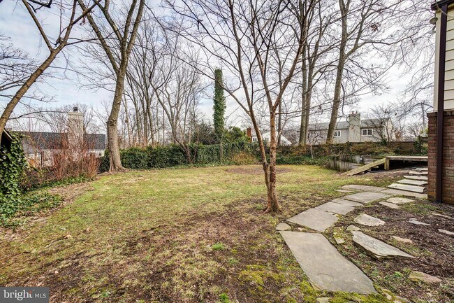 Building Photo - 2809 Pierpont St