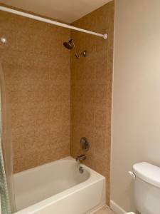 Bathroom - 15389 S Dixie Hwy