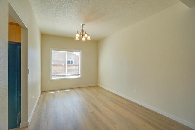 Building Photo - 5201 NE 128th Ave