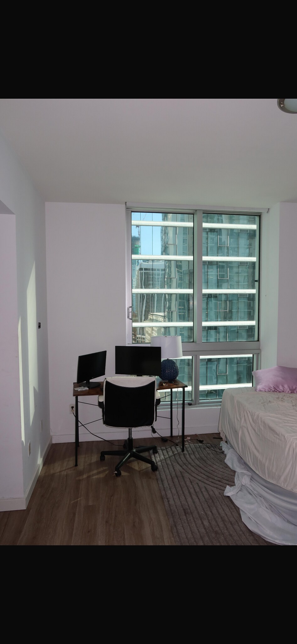 Building Photo - 300 S Biscayne Blvd