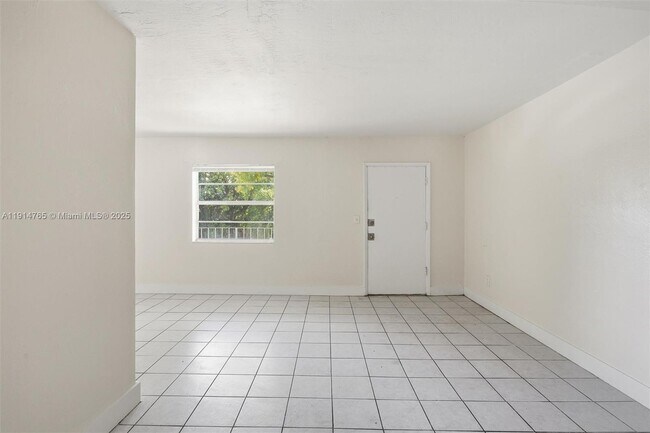 Building Photo - 2405 NW 135th St