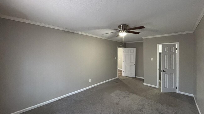 Building Photo - 1272 Semmes St