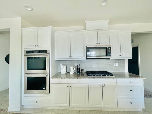 Building Photo - 7793 Sunny Gulch Ct