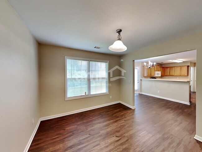 Building Photo - 6433 Grand Hickory Dr