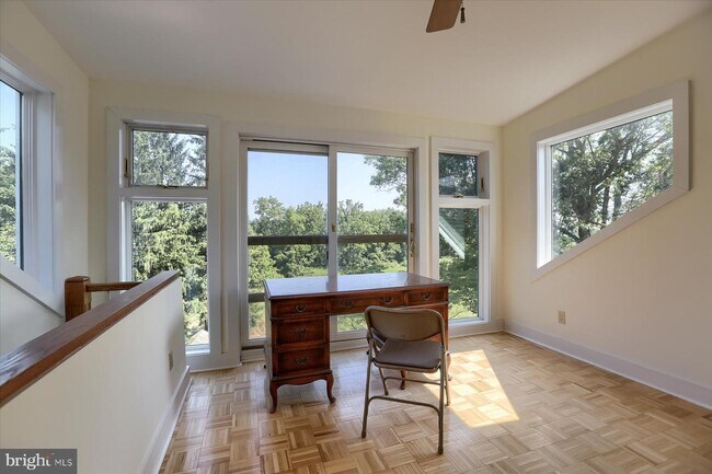 Building Photo - 4551 Colebrook Rd