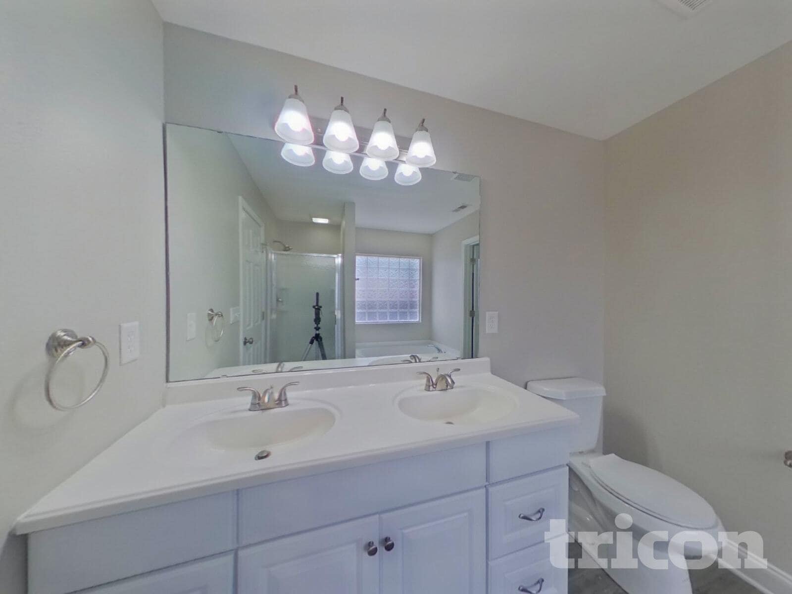 Building Photo - 9225 Newfield St