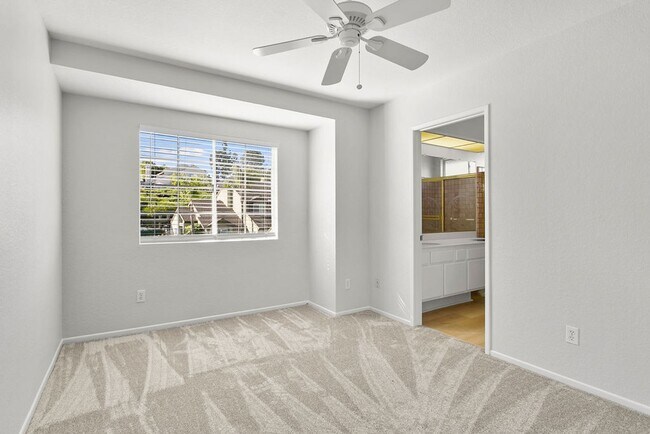 Building Photo - Updated 3 Bedroom Detached Home in Glenwoo...