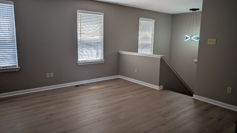 Building Photo - 1029 Glengarry Dr