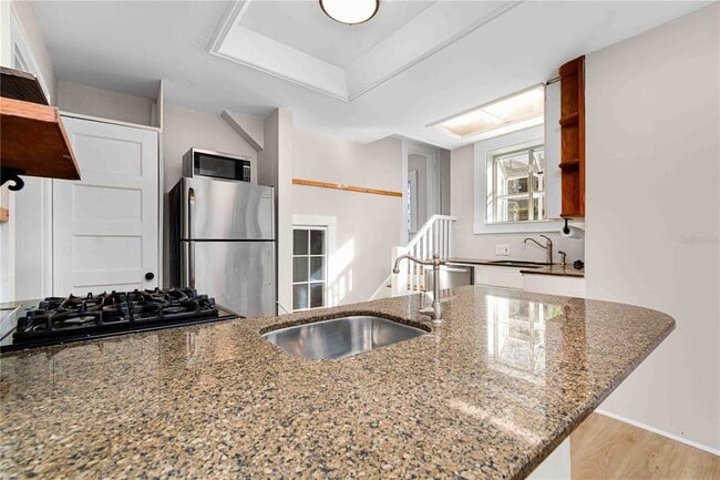 Building Photo - 2302 12th St N