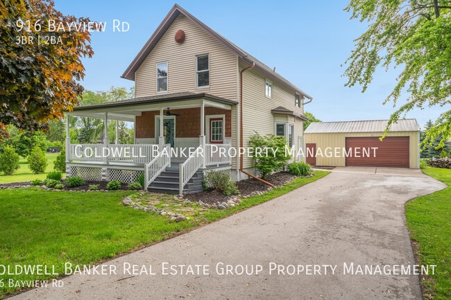 Primary Photo - 916 Bayview Rd