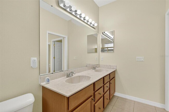 Building Photo - 5845 Sunset Falls Dr