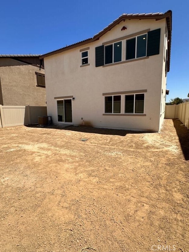 Building Photo - 27550 Brodiaea Ave
