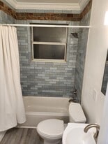 Building Photo - 1002 Brothers Ave.