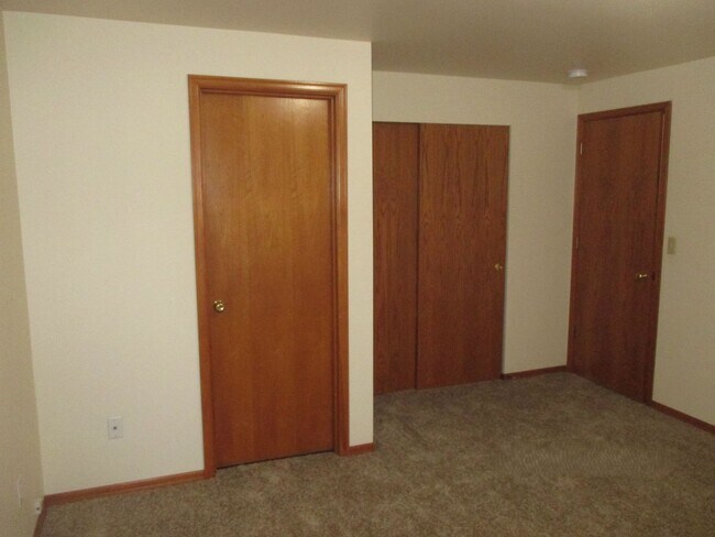 Building Photo - Stowe-8512