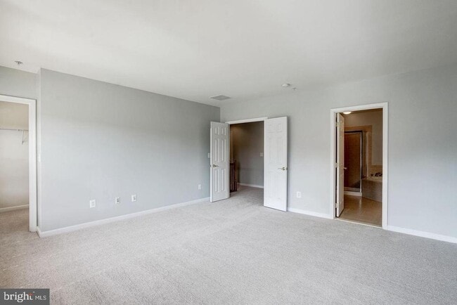 Building Photo - 4647 Eggleston Terrace