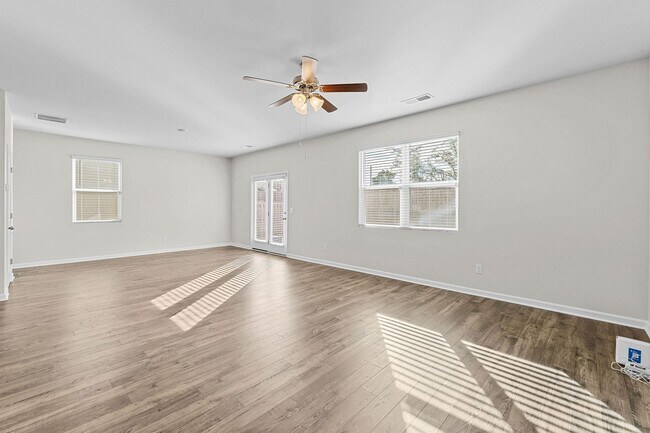 Building Photo - 2131 Saltwater Bnd