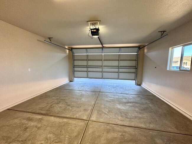 Building Photo - Come Check Out this Beautiful 2025 New Build!!!!