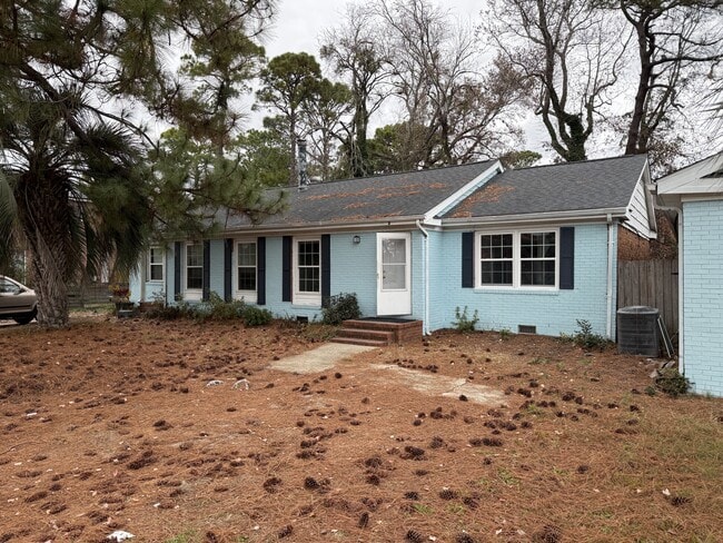 Building Photo - 1000 62nd Ave N