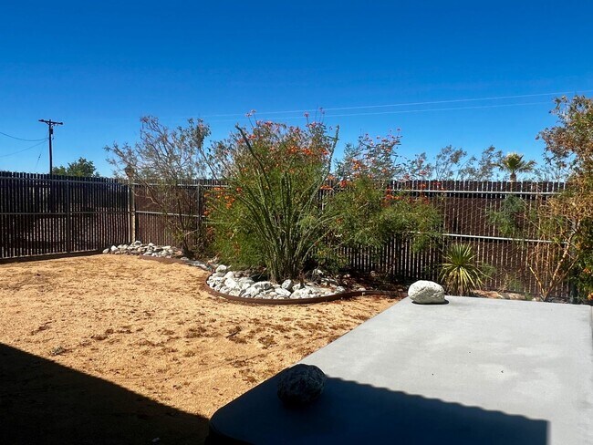 Building Photo - Charming 3-Bedroom Home for Rent in Lander...