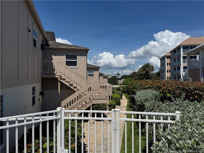 Building Photo - 1501 NE Ocean Blvd