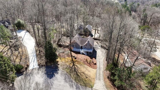 Building Photo - 504 Tara Ct