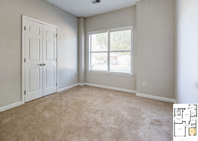 Building Photo - 3-Bed 2-Bath Gem in Moody