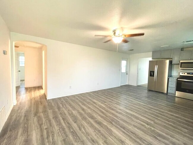 Building Photo - 13171 Sandpiper Rd