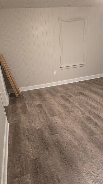 Livingroom - 102 S Frederick St