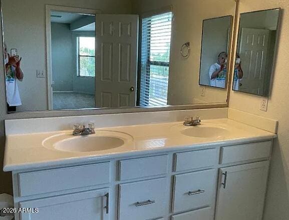 Building Photo - 2302 E Winged Foot Dr