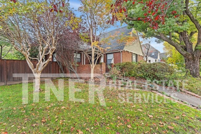 Primary Photo - 801 46th St