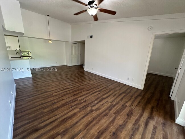 Building Photo - 10757 Cleary Blvd