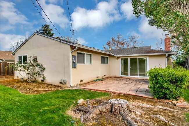 Building Photo - Home for Rent in Santa Clara near Cupertino and Santa Clara Kaiser