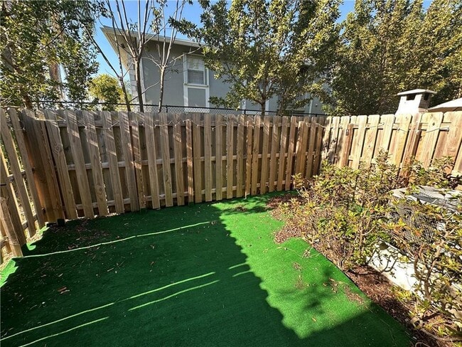 Building Photo - Northeast 208th Terrace, Miami, FL 33179 - 3 BR 3 BA townhouse