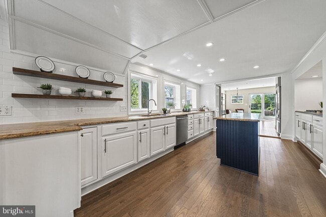 Building Photo - 4 High St