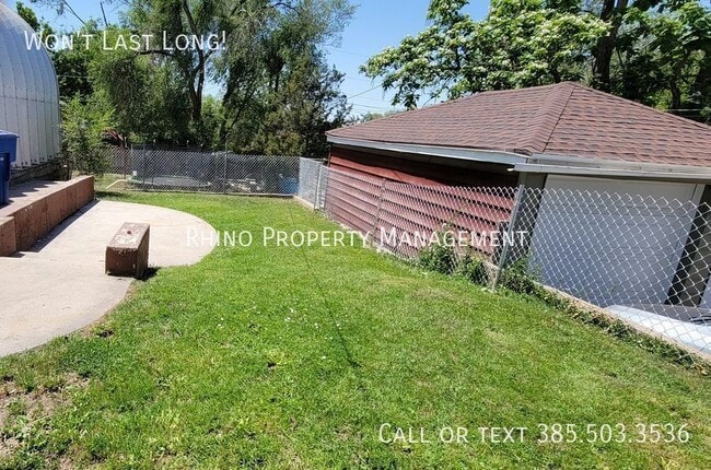 Building Photo - 3353 Porter Ave