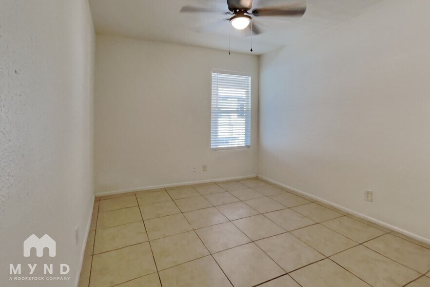Building Photo - 6657 W Ocotillo Rd