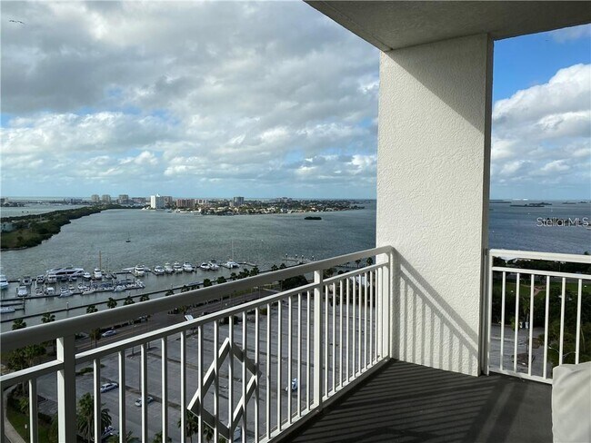 Building Photo - 331 Cleveland St