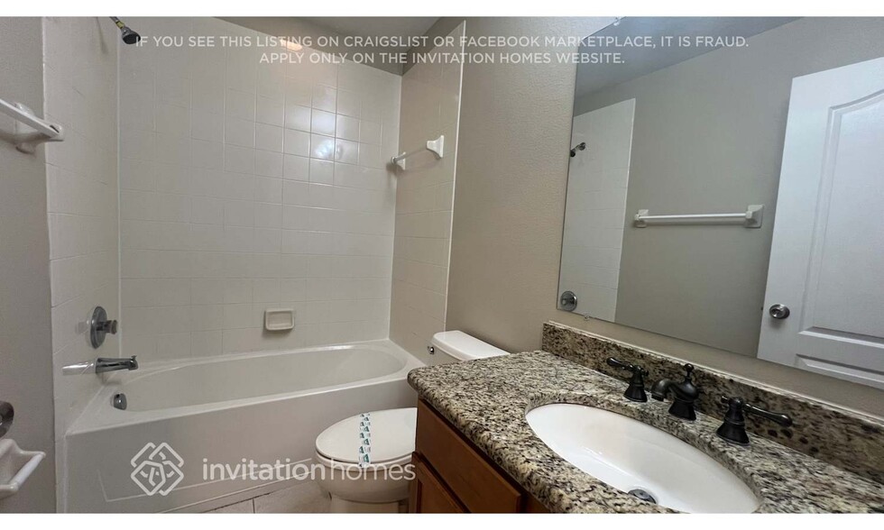 Building Photo - 2119 Portcastle Cir