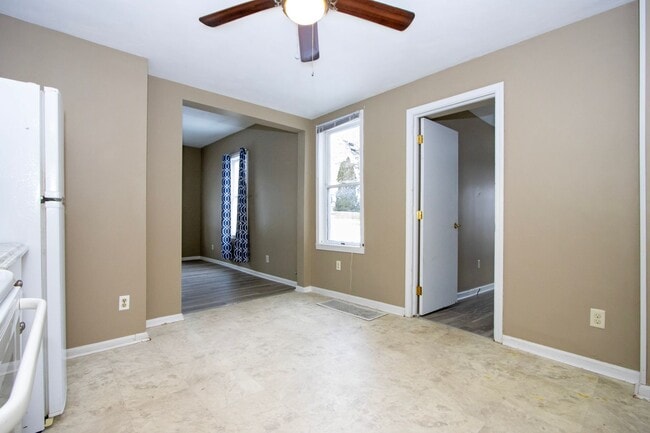 Building Photo - Two bedroom, single-family home