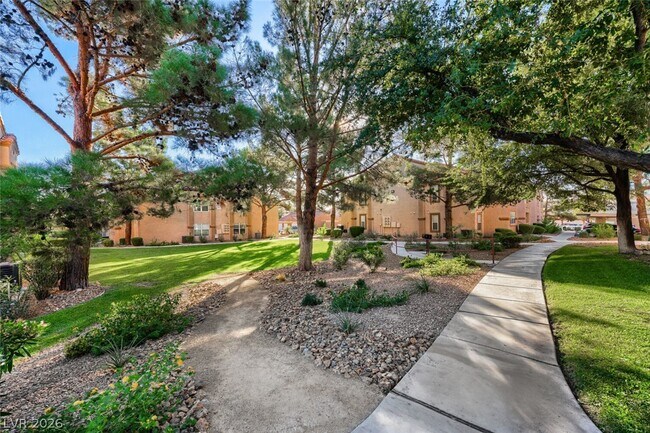 Building Photo - 1150 N Buffalo Dr
