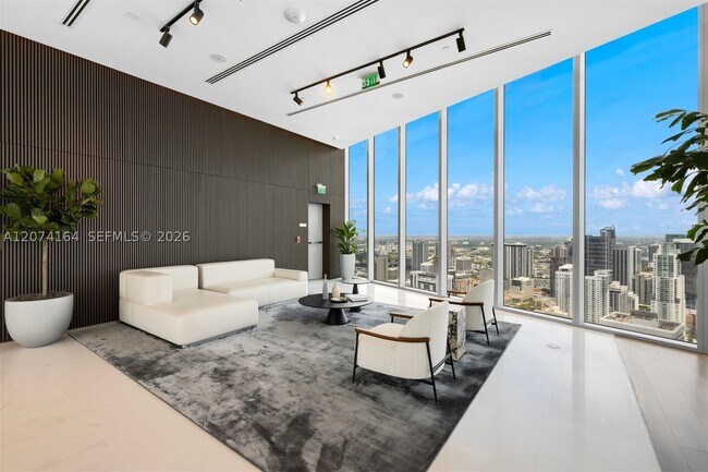Building Photo - 300 S Biscayne Blvd