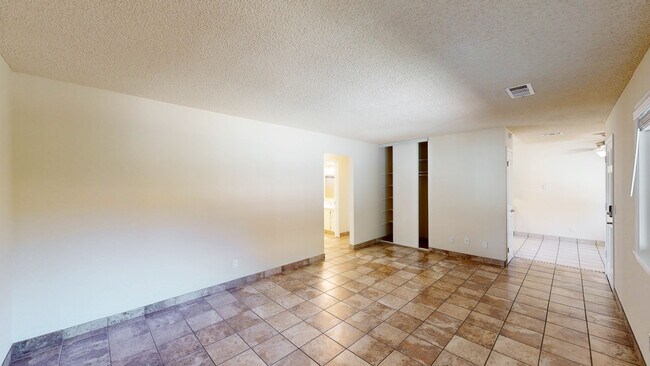 Building Photo - 18193 Happy Ln