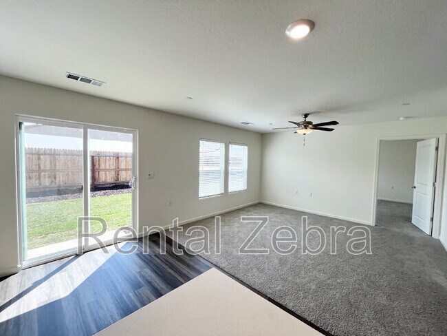 Building Photo - 4064 Cinnabar Ct